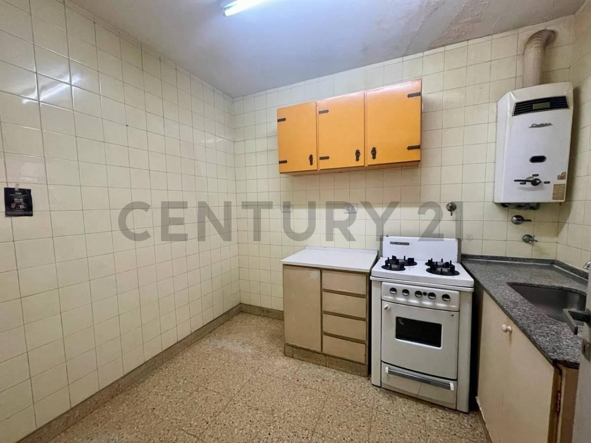 Venta Departamento 2 Ambientes Flores 4