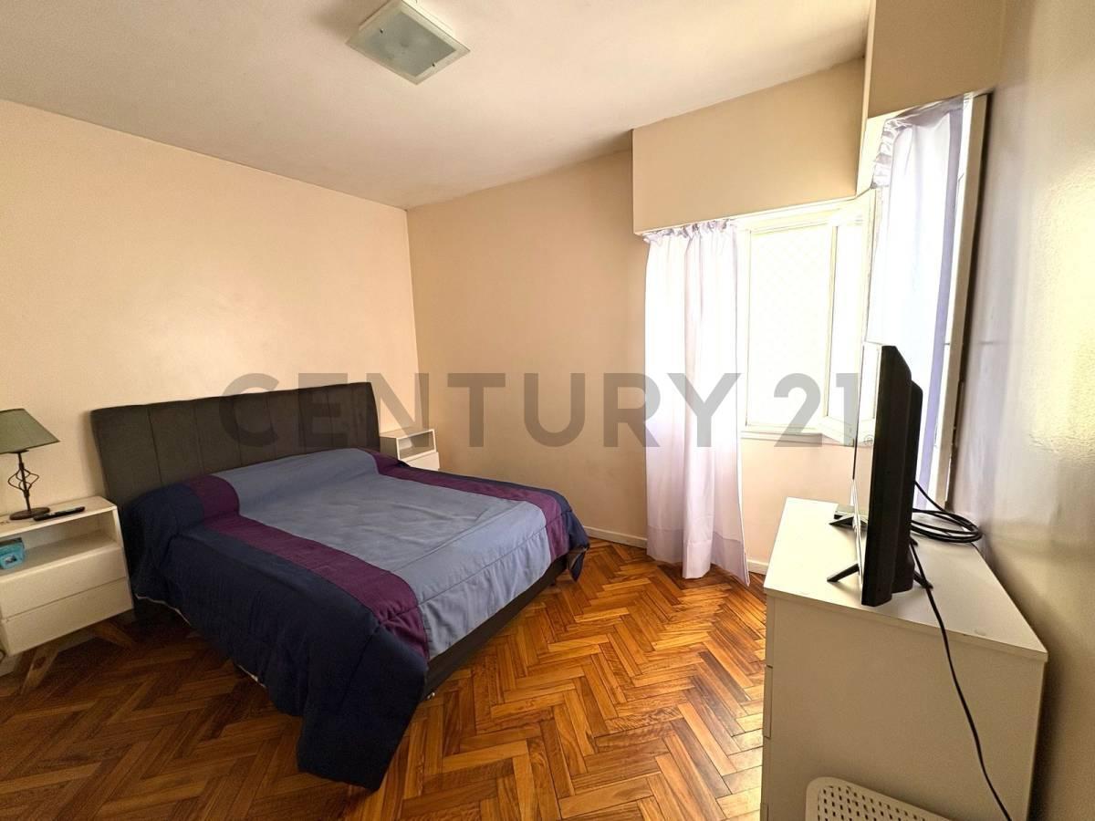 Venta Departamento 3 Ambientes con Dependencia en Belgrano 2
