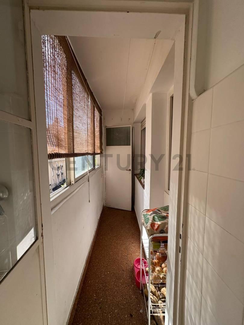 Venta Departamento 3 Ambientes con Dependencia en Belgrano 5