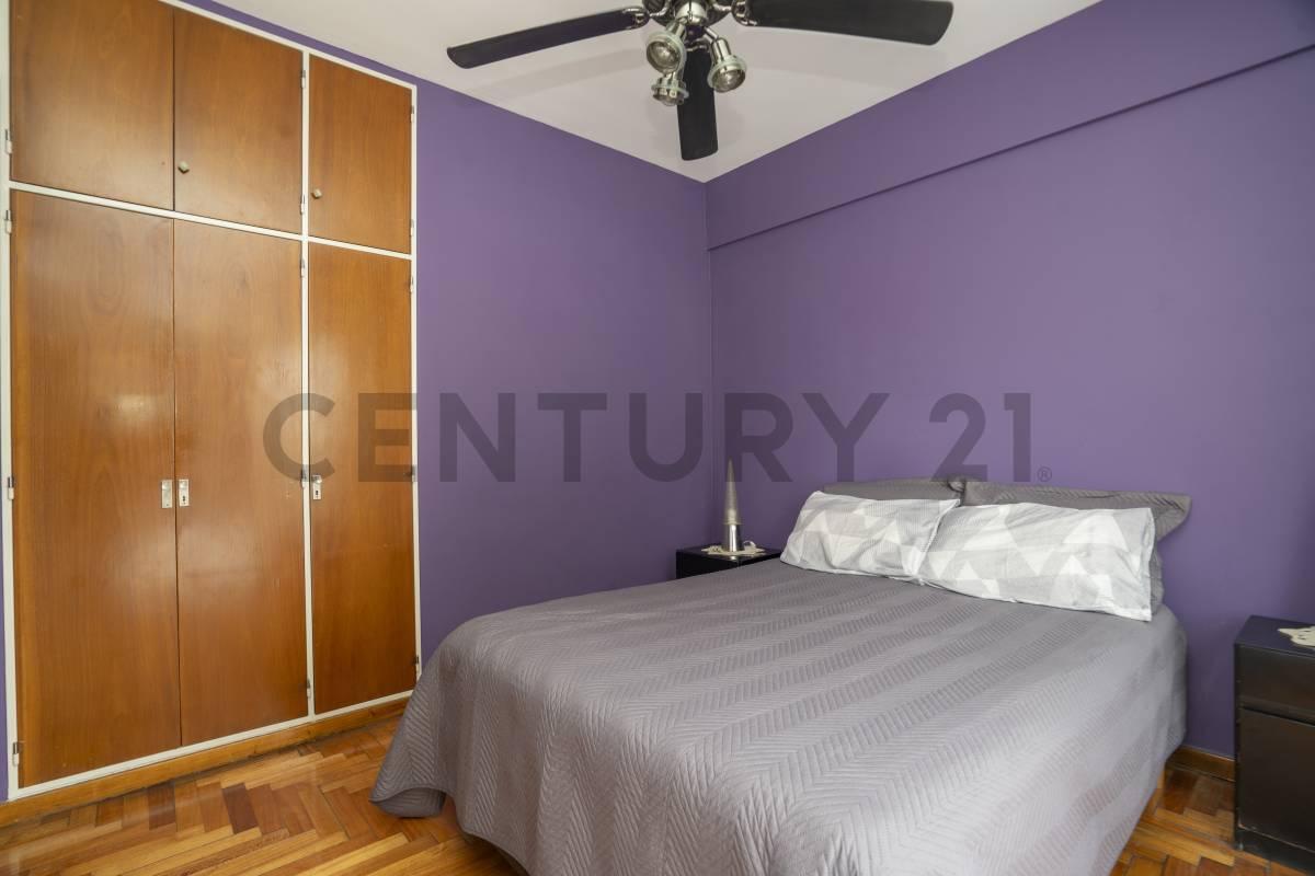 Venta Caballito 5 Ambientes con Balcón Terraza en Esquina, Muy Luminoso. Baulera 4