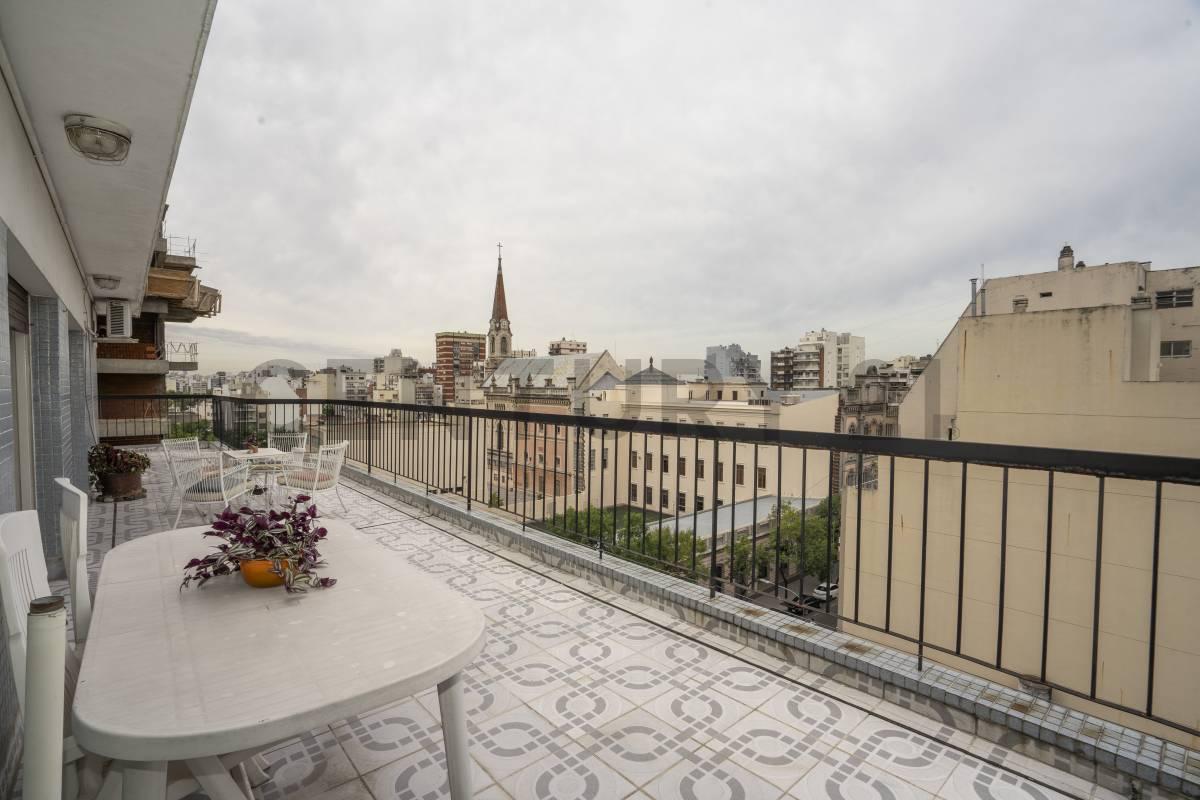 Venta Caballito 5 Ambientes con Balcón Terraza en Esquina, Muy Luminoso. Baulera 2