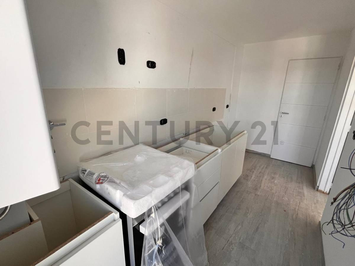 Piso 4 Ambientes a Estrenar con Terraza y Parrilla Cochera 3