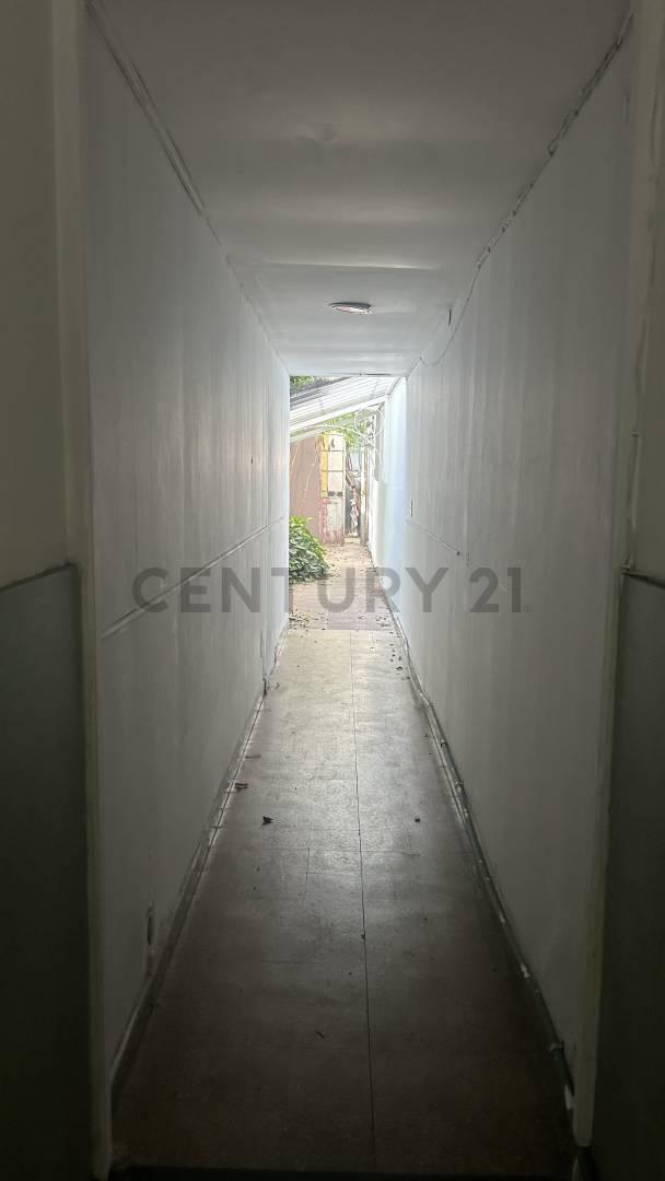 Excelente Propiedad, Venta por Viaje 2 PH con Entrada Independiente Cada Uno y Subdivididos 2