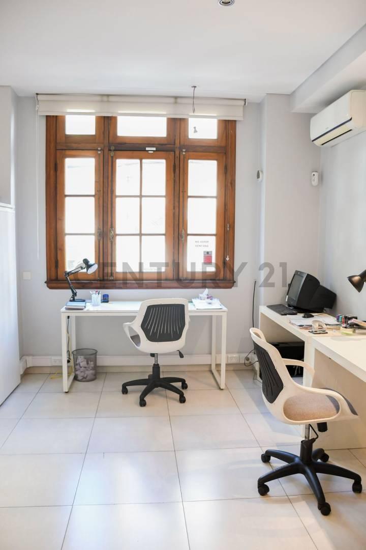 Foto de VENTA DEPARTAMENTO TRES AMBIENTES CAÑITAS CON PATIO, imagen 2