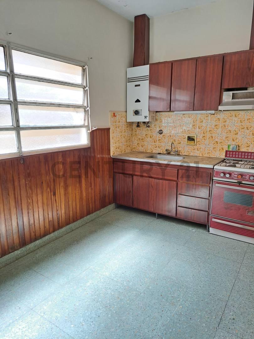 VENTA PH 3 AMB 200M² TOTALES - NUEVO VALOR! IMPERDIBLE PROPIEDAD! - COCHERA - TERRAZA - QUINCHO - BA