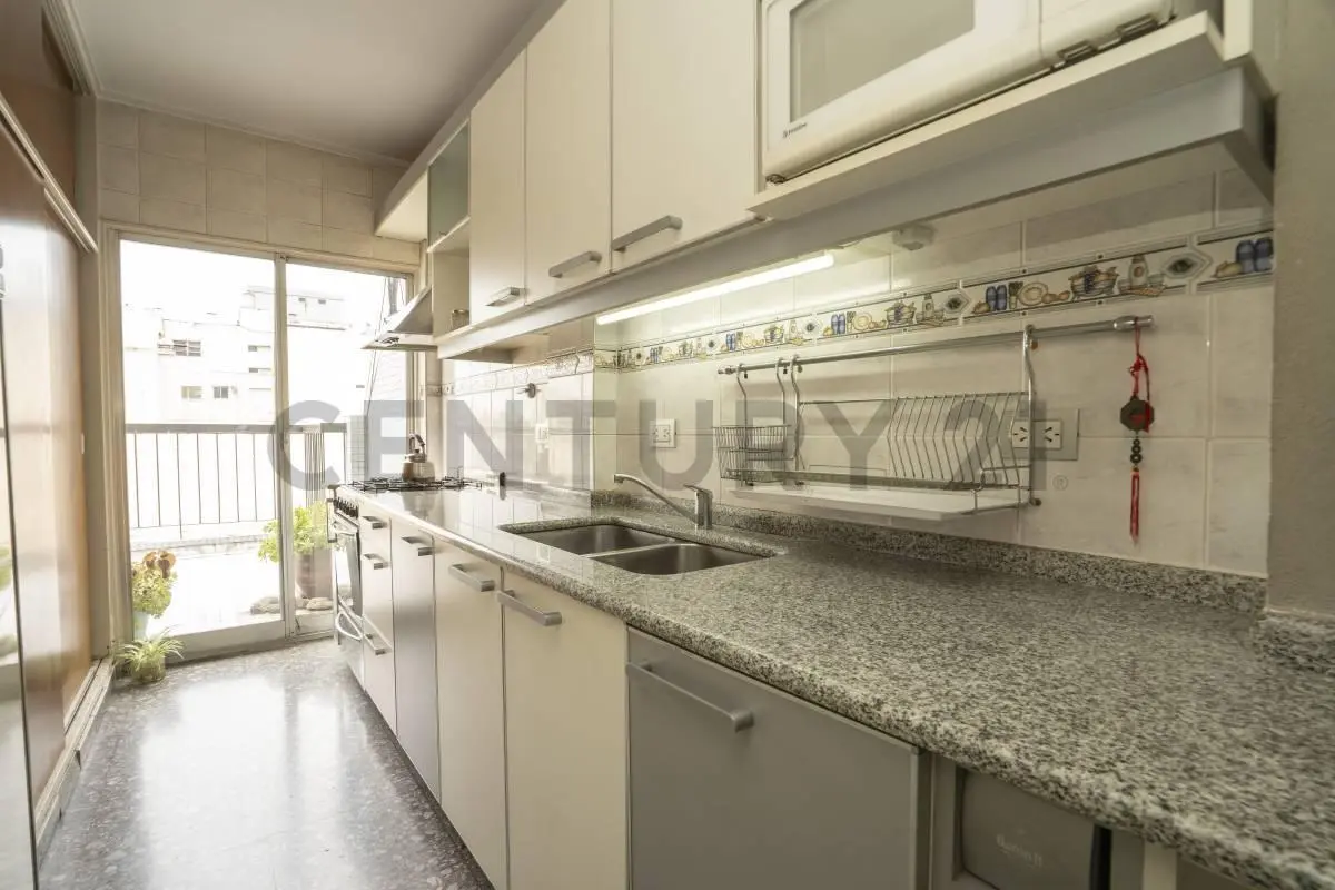 Venta departamento 5 ambientes Caballito 4