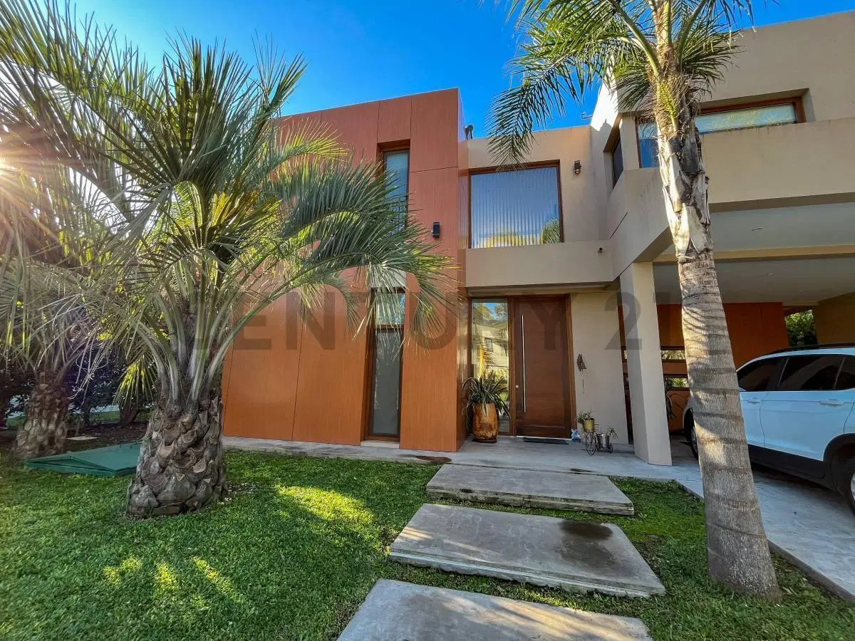 VENTA CASA EN ST THOMAS ESTE-OESTE 6 AMBIENTES 5