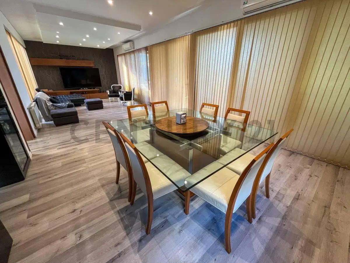 VENTA CASA EN ST THOMAS ESTE-OESTE 6 AMBIENTES 4