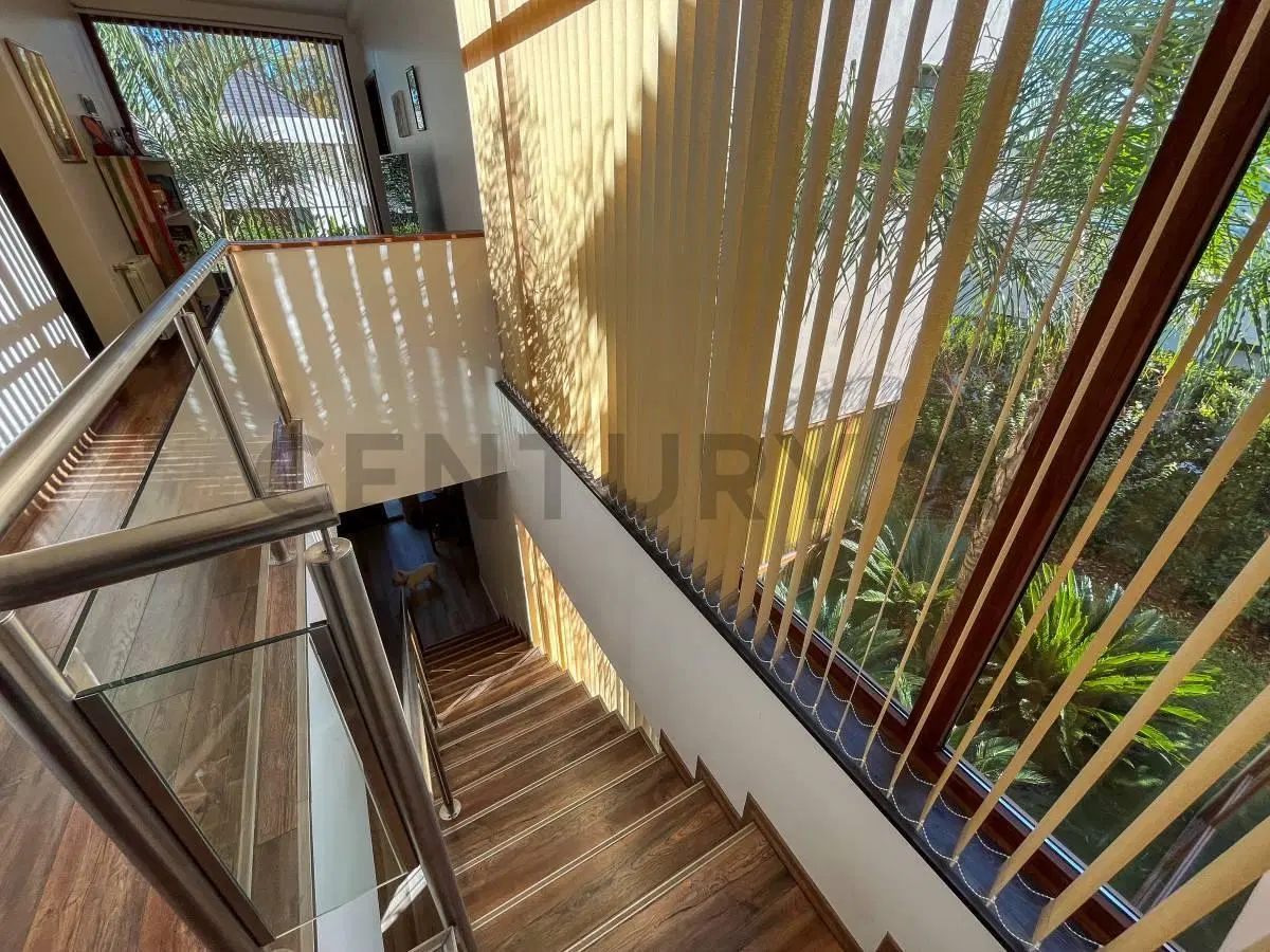 VENTA CASA EN ST THOMAS ESTE-OESTE 6 AMBIENTES 2