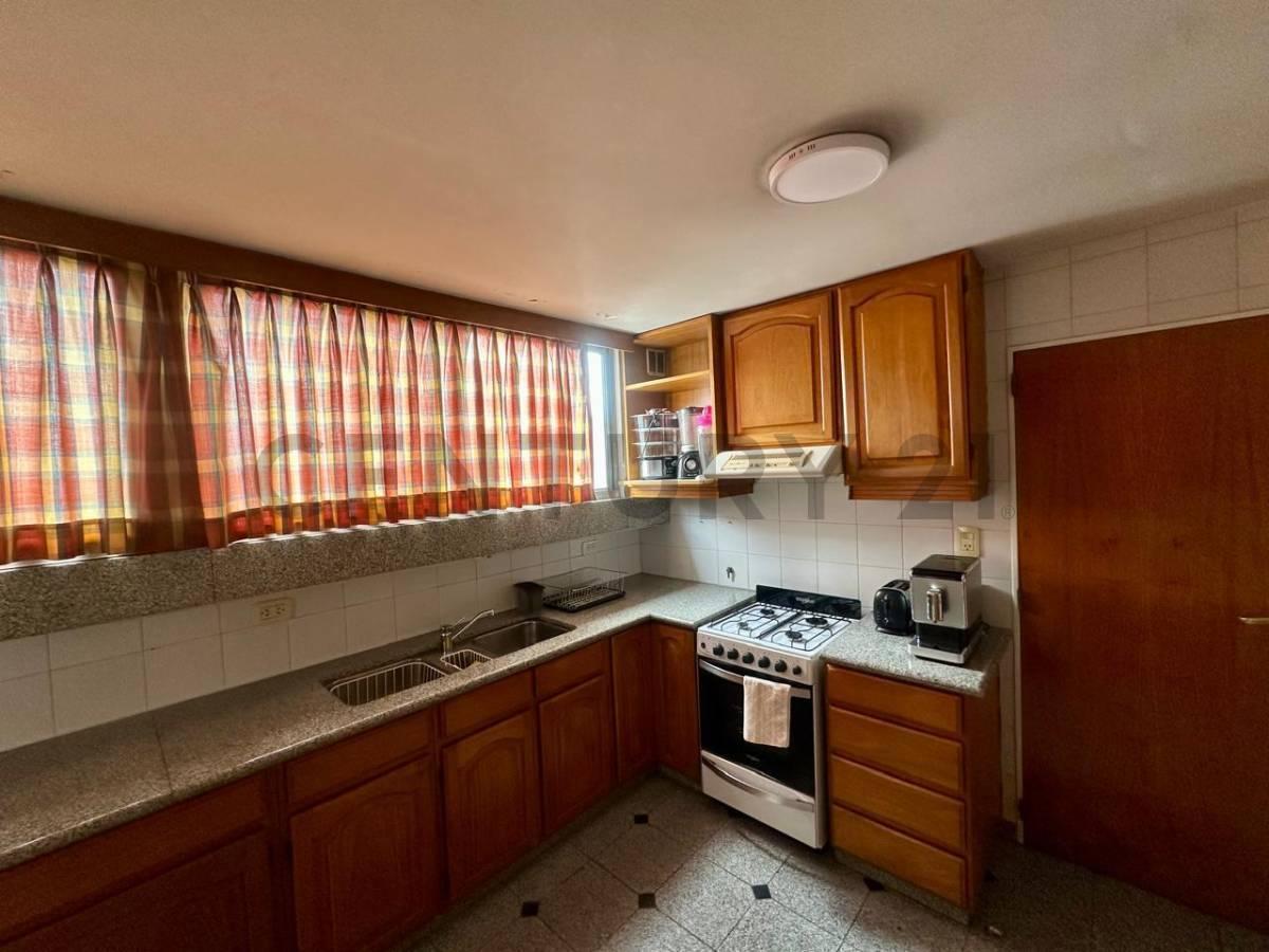 Foto de VENTA PISO 6 AMBIENTES CON 2 COCHERAS Y 3 BAULERAS, VILLA DEL, imagen 3