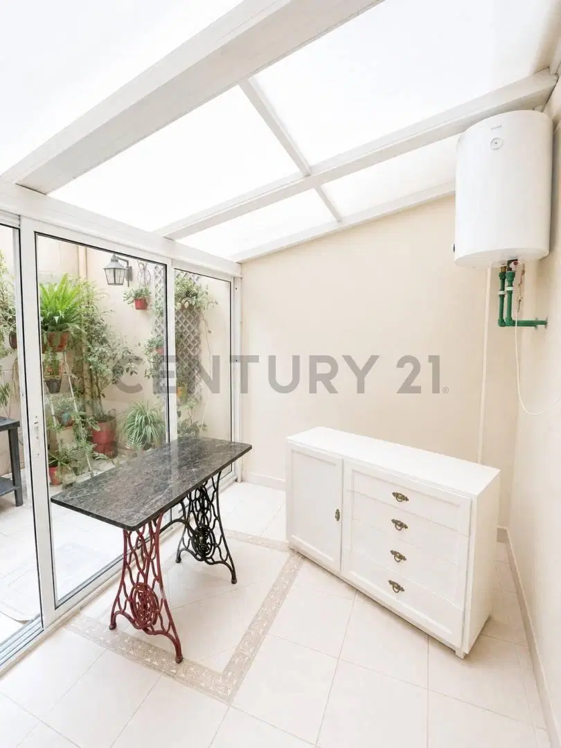 Venta departamento de 2 ambientes en el exclusivo barrio de Las Cañitas 2