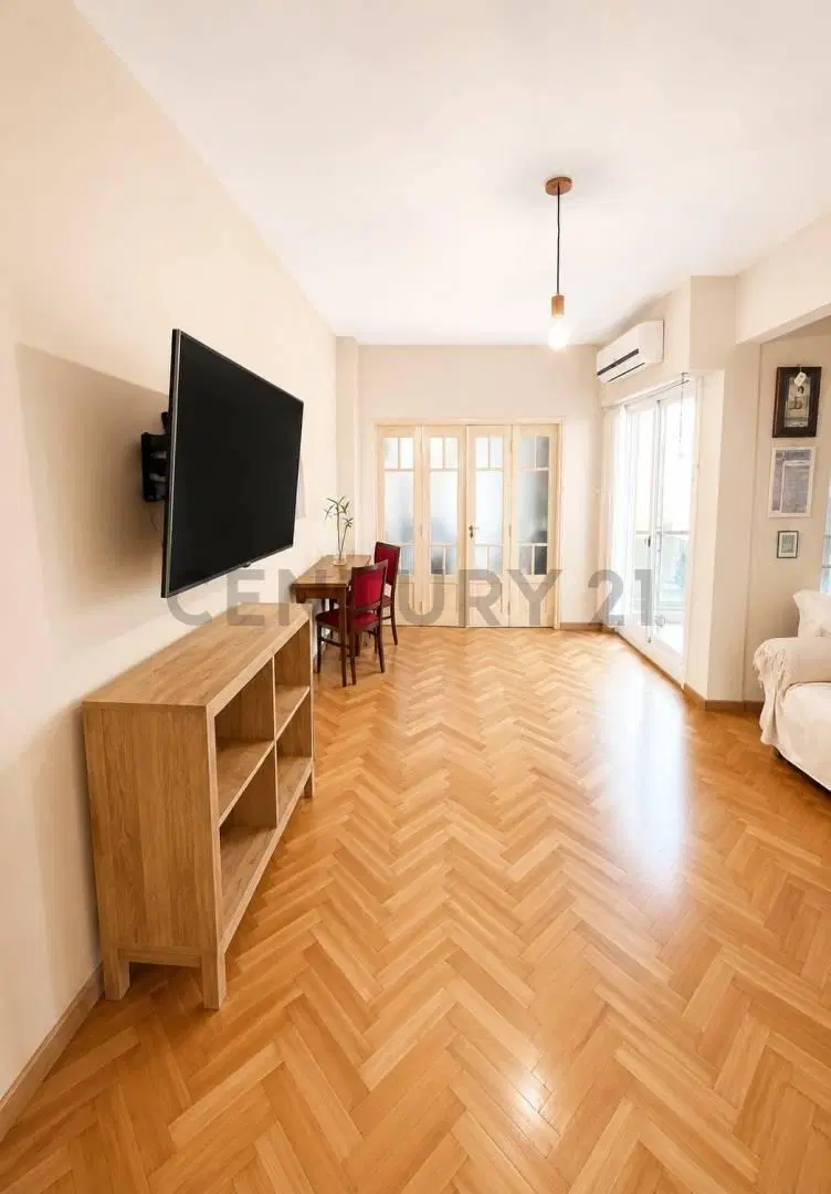 Venta departamento de 2 ambientes en el exclusivo barrio de Las Cañitas 5