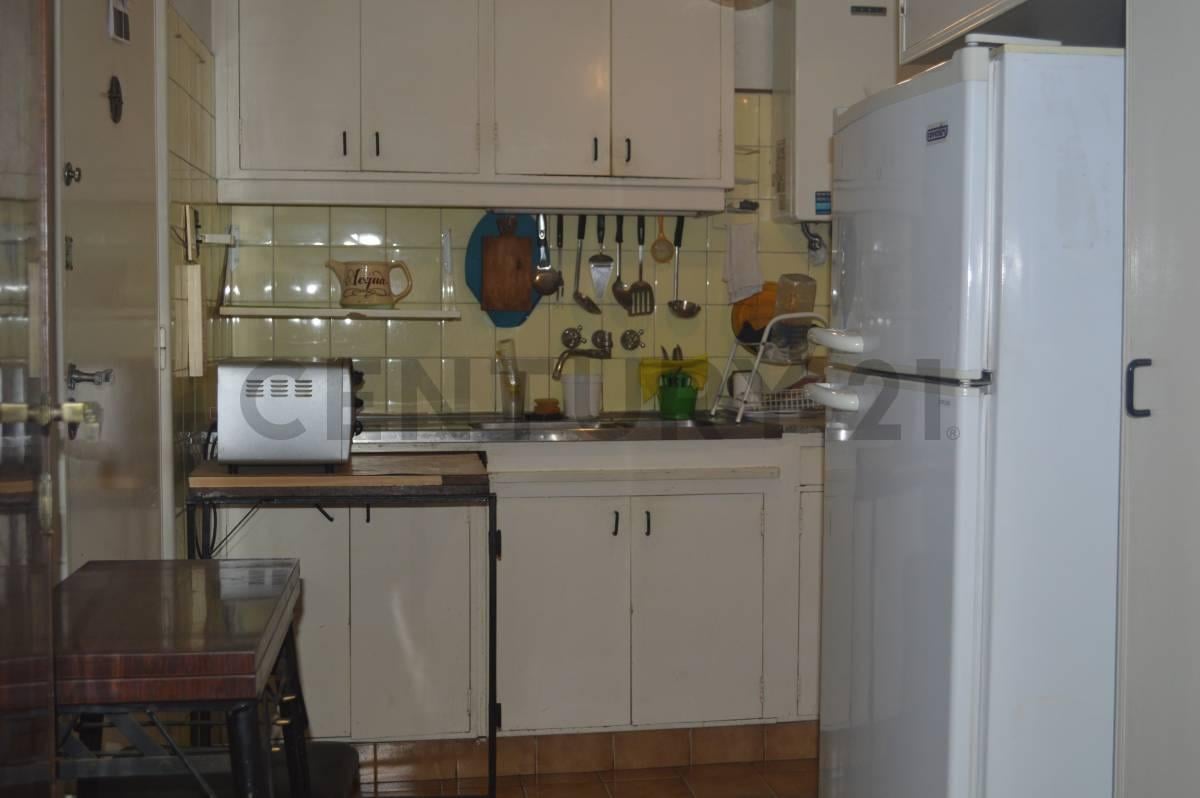 Foto de Departamento 3 ambientes con dependencia en Caballito, imagen 2
