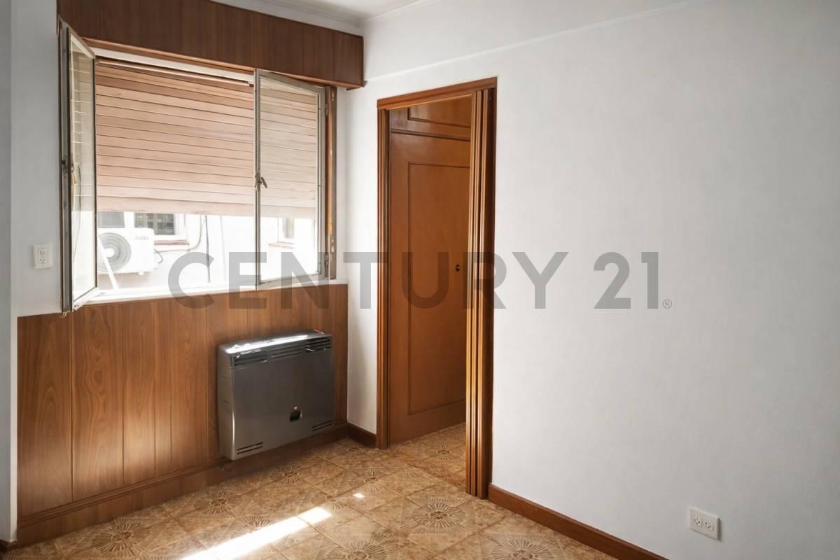 Foto de Departamento a reciclar en venta en Villa Devoto – ¡Oportunidad única!, imagen 4