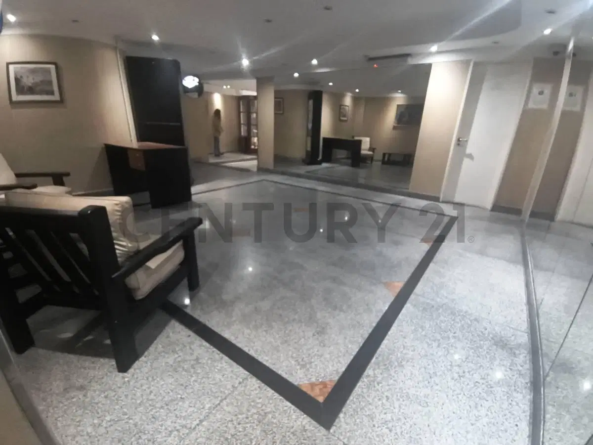 ¡Luminoso Monoambiente en lo Mejor de Caballito! Ideal Inversión o Primera Vivienda 2