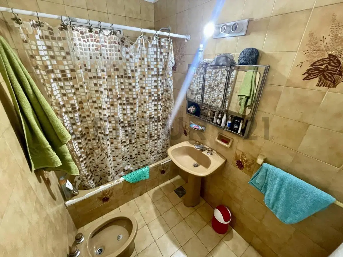 Departamento en Venta 3 ambientes con 2 patios y parrilla, Saavedra. 4