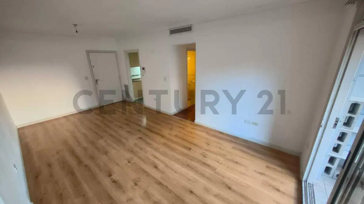 ALQUILER Semipiso 3 Ambientes Cochera 3° piso VILLA URQUIZA 2