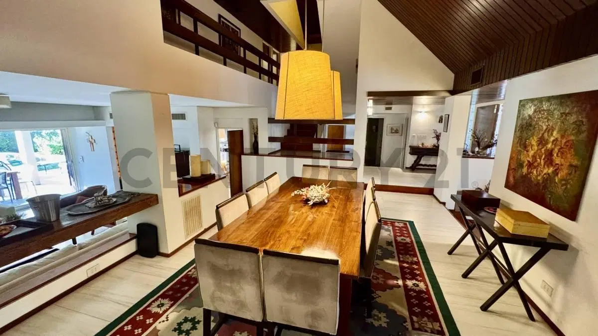 VENTA CASA 6 AMBIENTES, HURLINGHAM 3