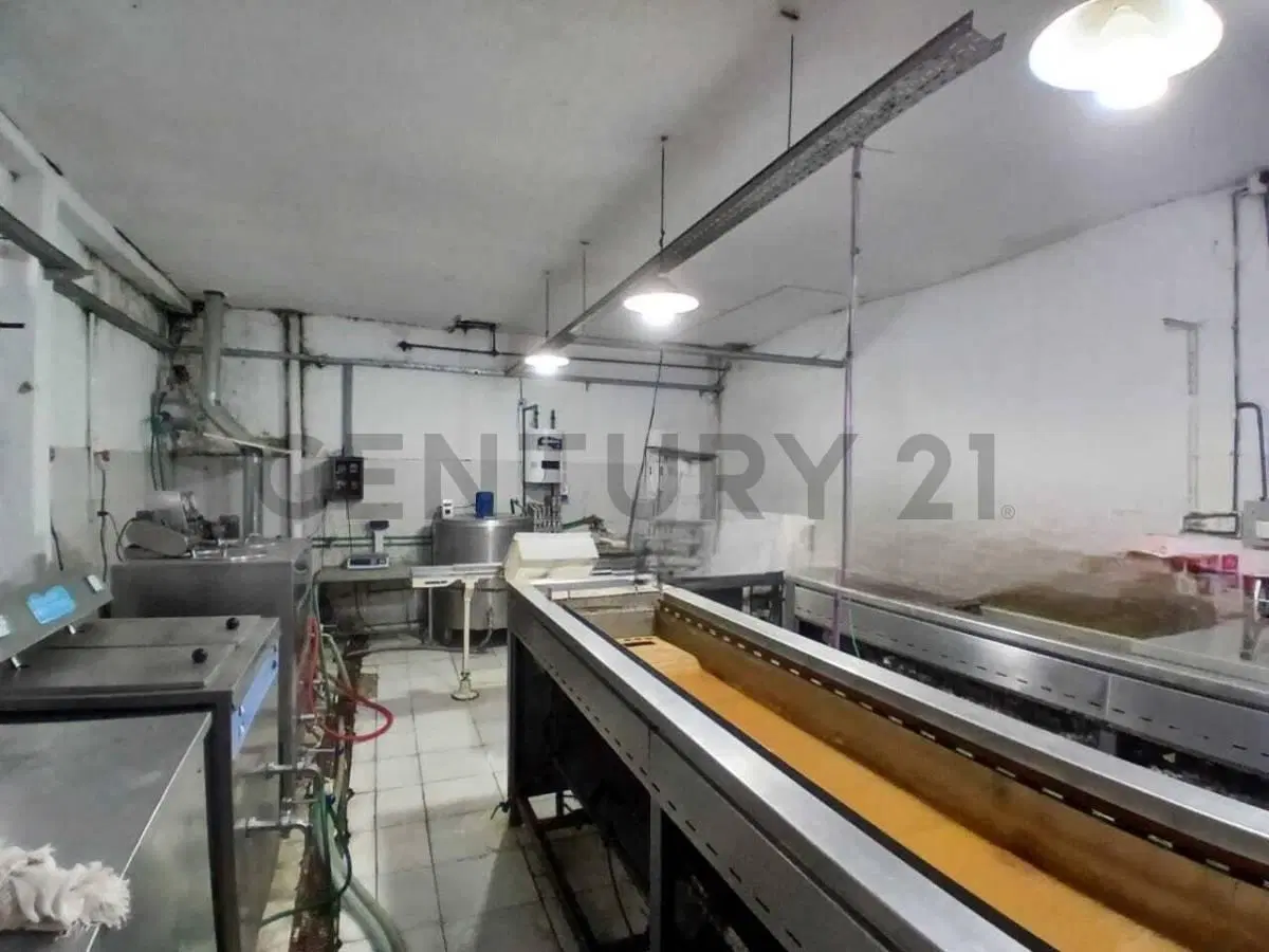 VENTA GALPON USOS MULTIPLES EN BERAZATEGUI 3