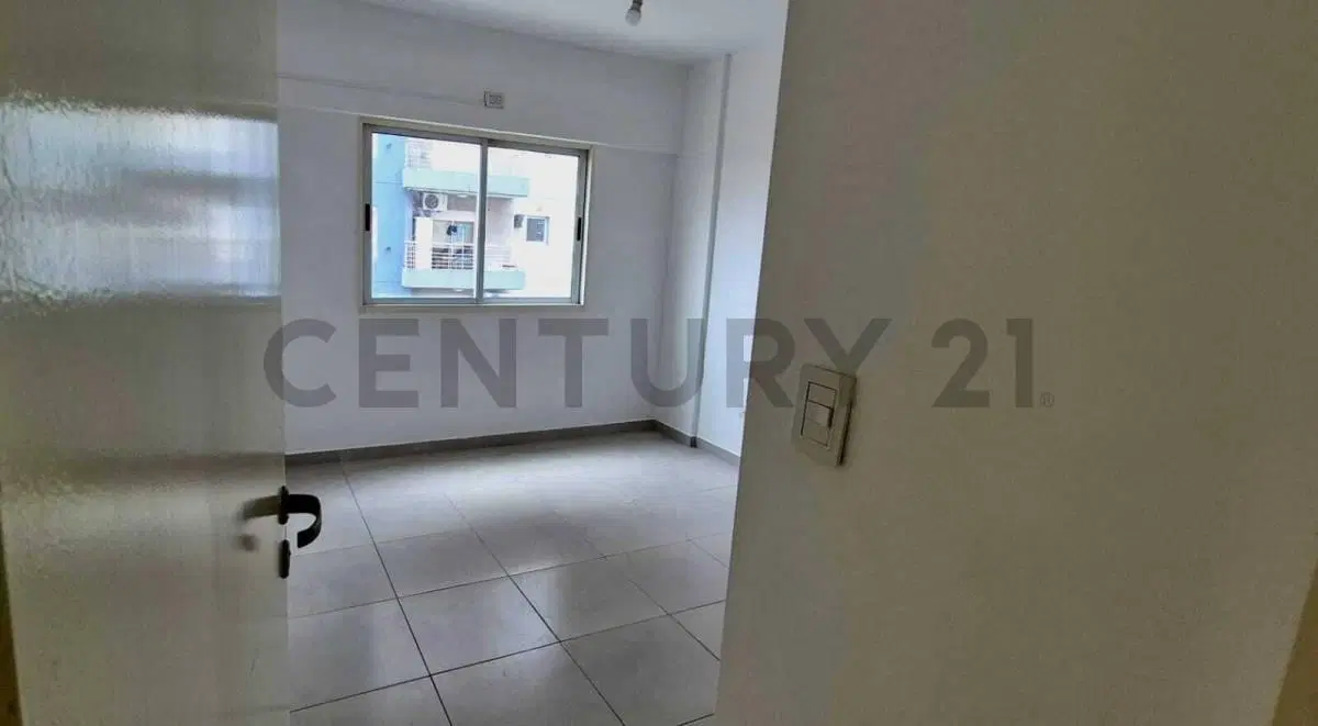 VENTA DEPARTAMENTO 2 AMBIENTES, CASEROS, 3 DE FEBRERO 3