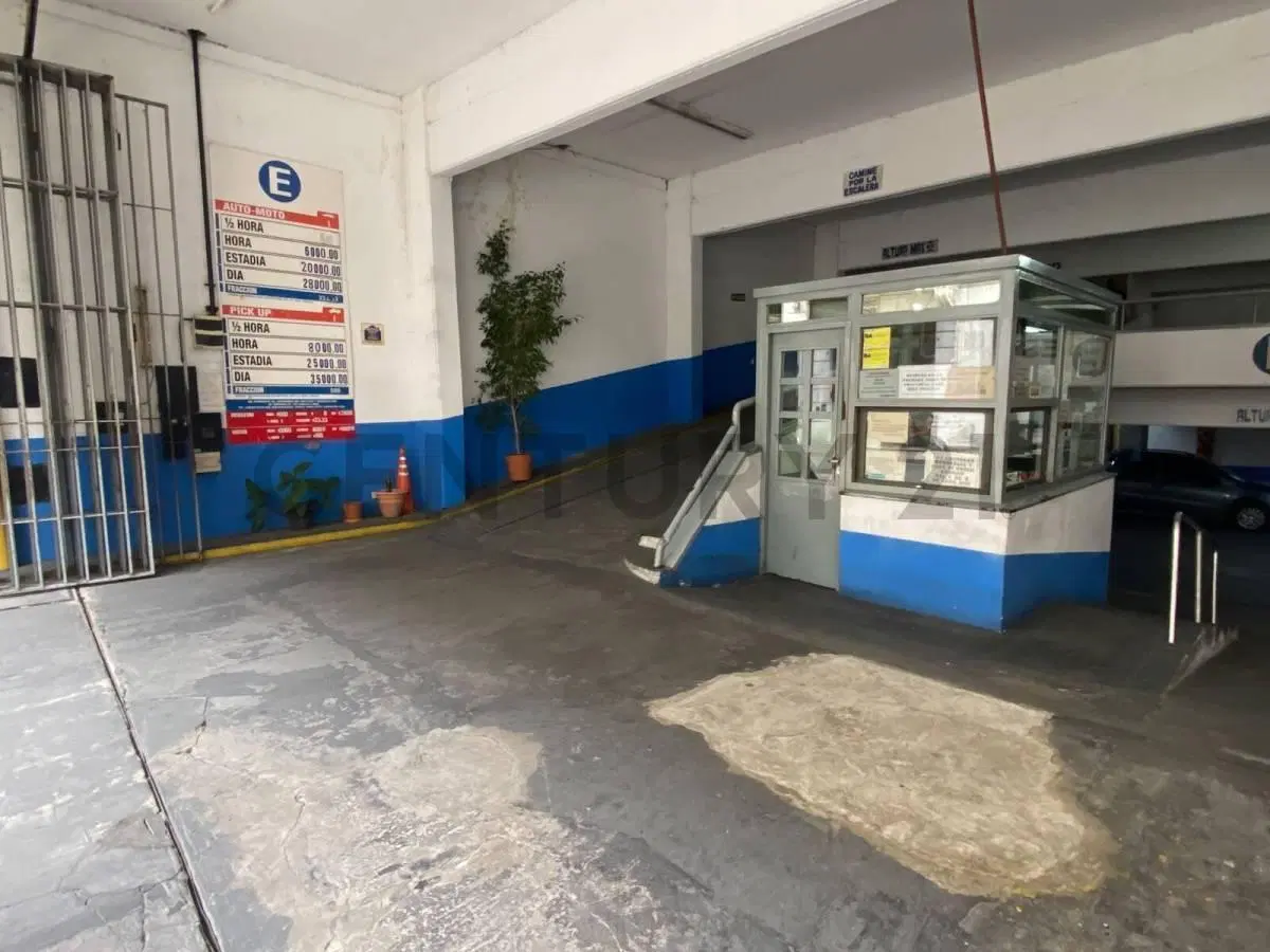 Garage en funcionamiento con capacidad para 120 vehículos y excelente ubicación 3
