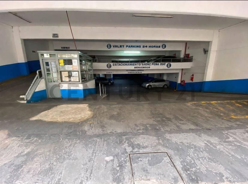 Foto de Garage en funcionamiento con capacidad para 120 vehículos y excelente, imagen 3