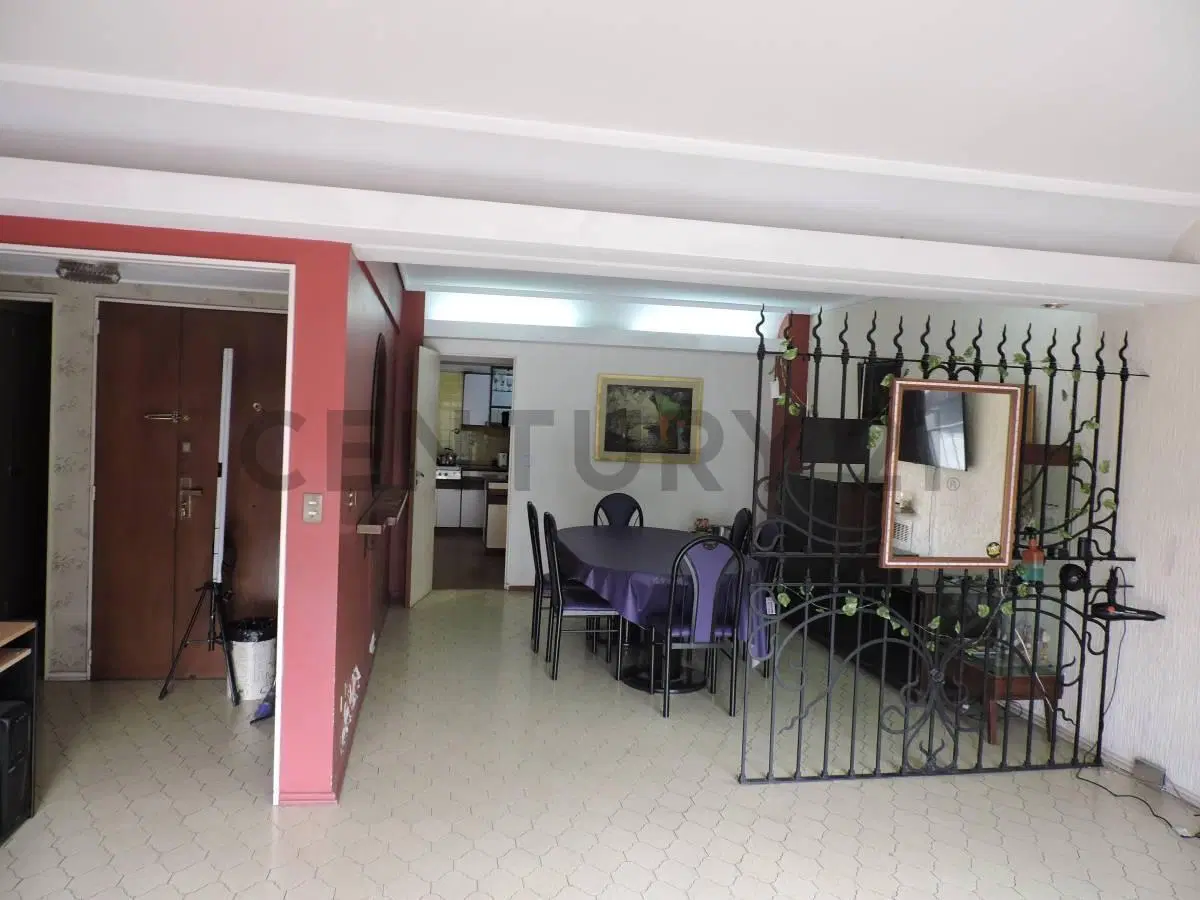 Venta departamento 5 ambientes con cochera en Caballito 3