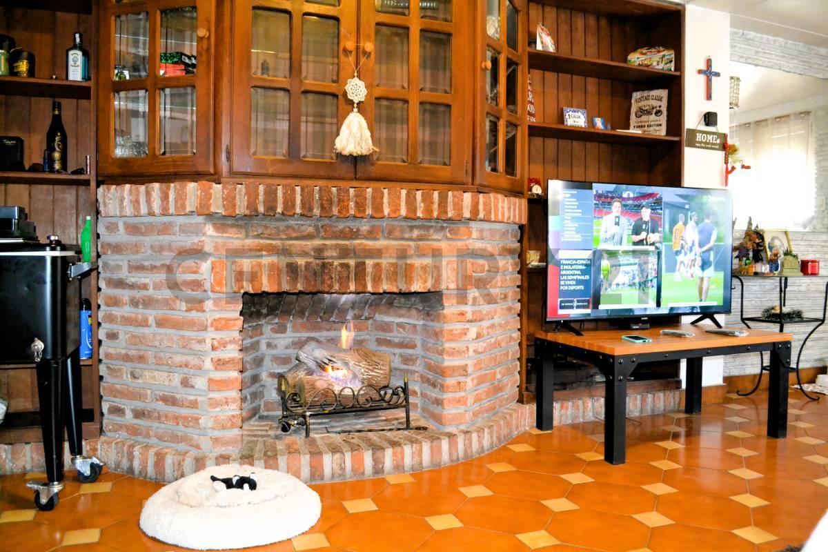 Foto de VENTA CASA en RAMOS MEJIA 4 amb, imagen 3
