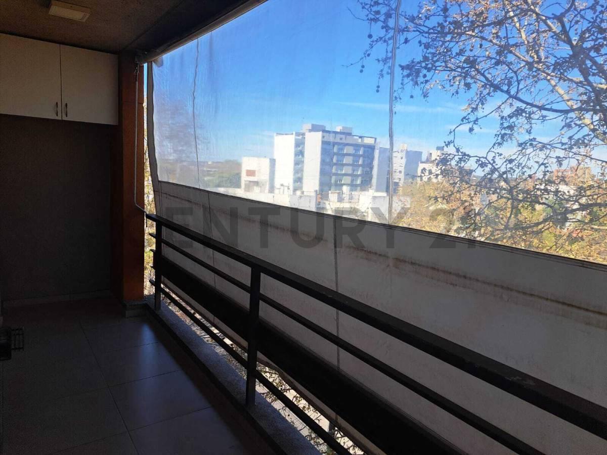 Foto de ALQUILER | 2 AMBIENTES CON AMPLIO BALCÓN Y COCHERA | MORENO CENTRO, imagen 5