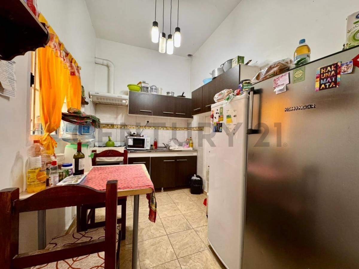 Foto de PH 3 amb refaccionado en venta en Villa Maipú, imagen 2