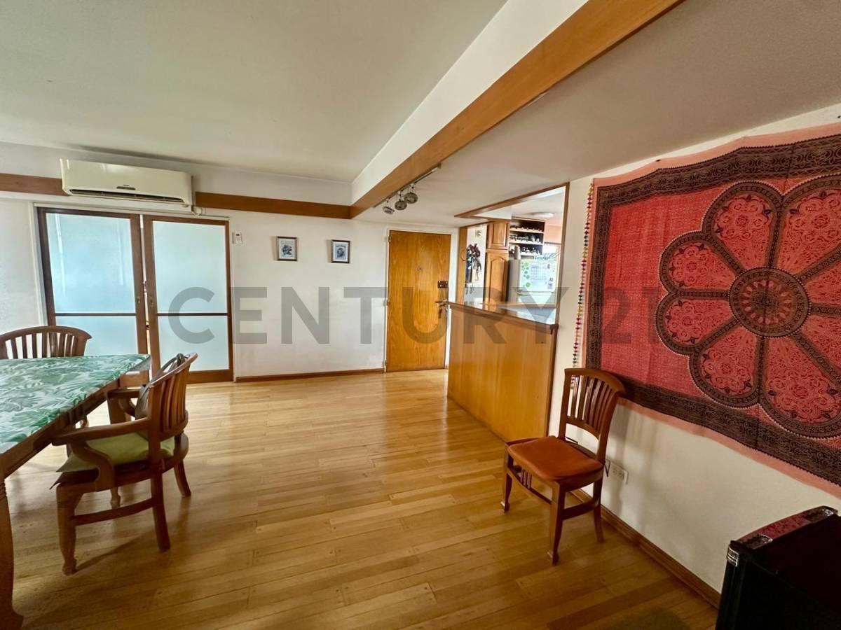 Foto de VENTA 4 AMBIENTES CON COCHERA Y BAULERA, SIN BALCÓN, LUMINOSO, V.del, imagen 2