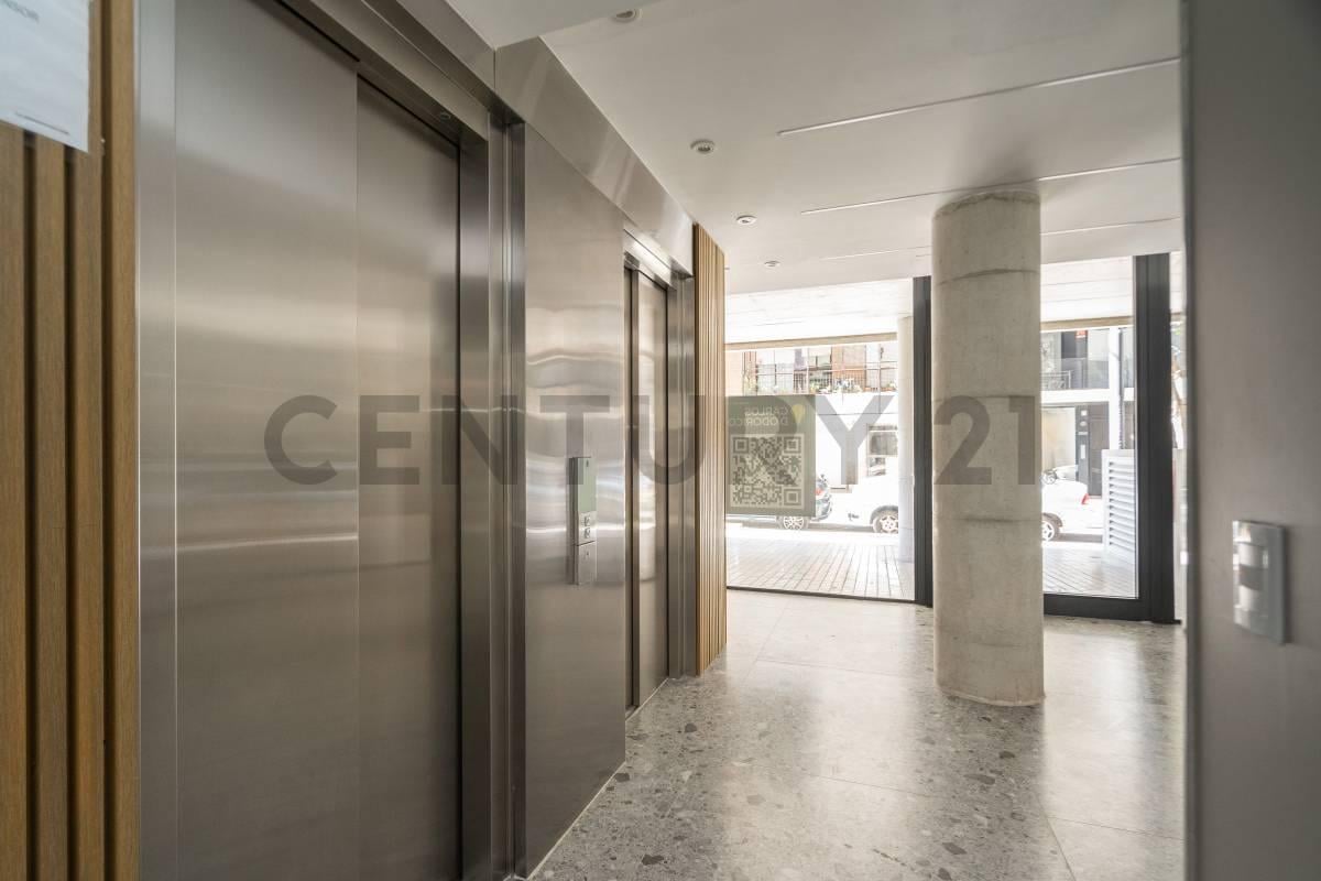 Foto de Venta Belgrano Departamento Divisible PB con jardín 90m2. Baulera, imagen 3