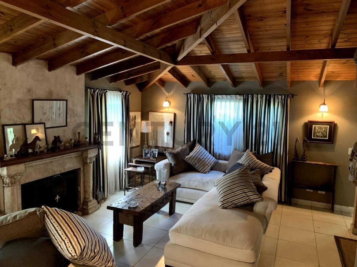 Foto de QUINTA EN VENTA: DOS CASAS SOBRE 2.5 HECTAREAS EN PILAR - FINANCIACION, imagen 1