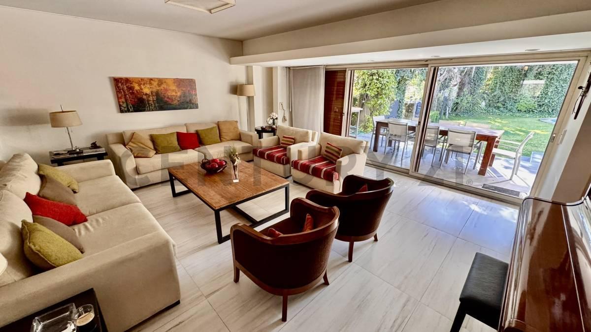 Foto de VENTA CASA 6 AMBIENTES, HURLINGHAM, imagen 1