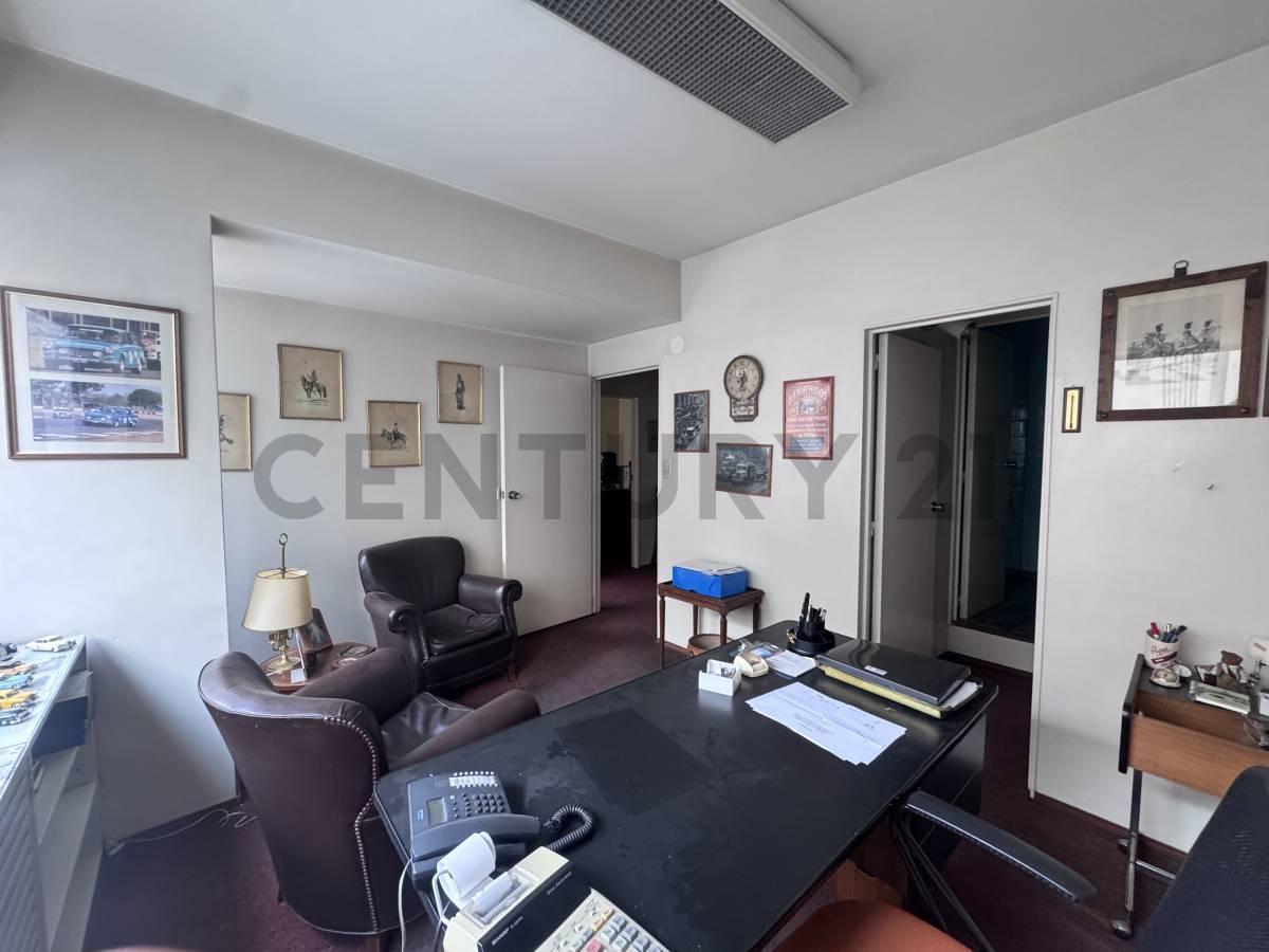 Foto de VENTA OFICINA 4AMB, imagen 5