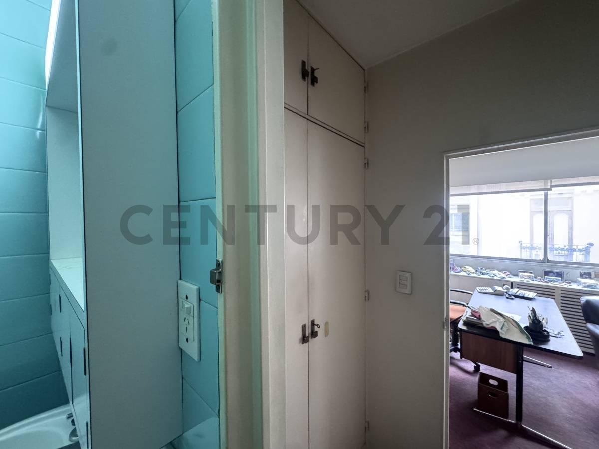 Foto de VENTA OFICINA 4AMB, imagen 4