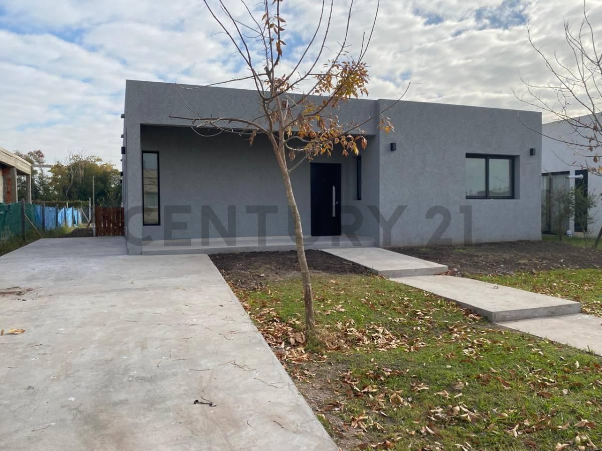 Foto de CASA 5 AMBIENTE EN SANTA LUCIA, imagen 2