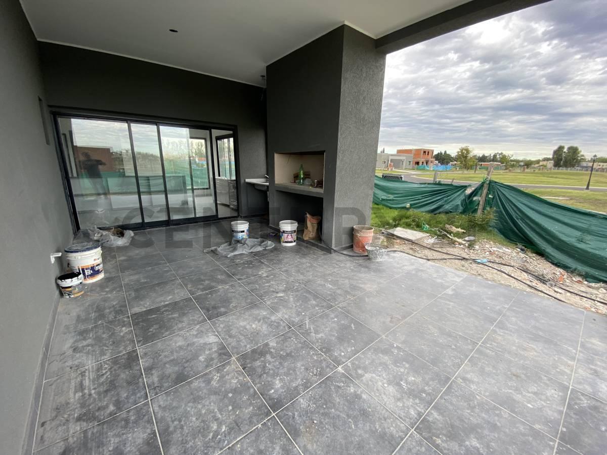 Foto de DESTACADA CASA CON DOMOTICA EN UNA PLANTA, imagen 1