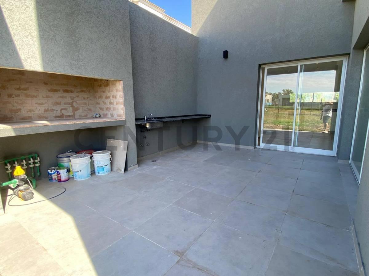 Foto de CASA MINIMALISTA EN SANTA LUCIA, imagen 5
