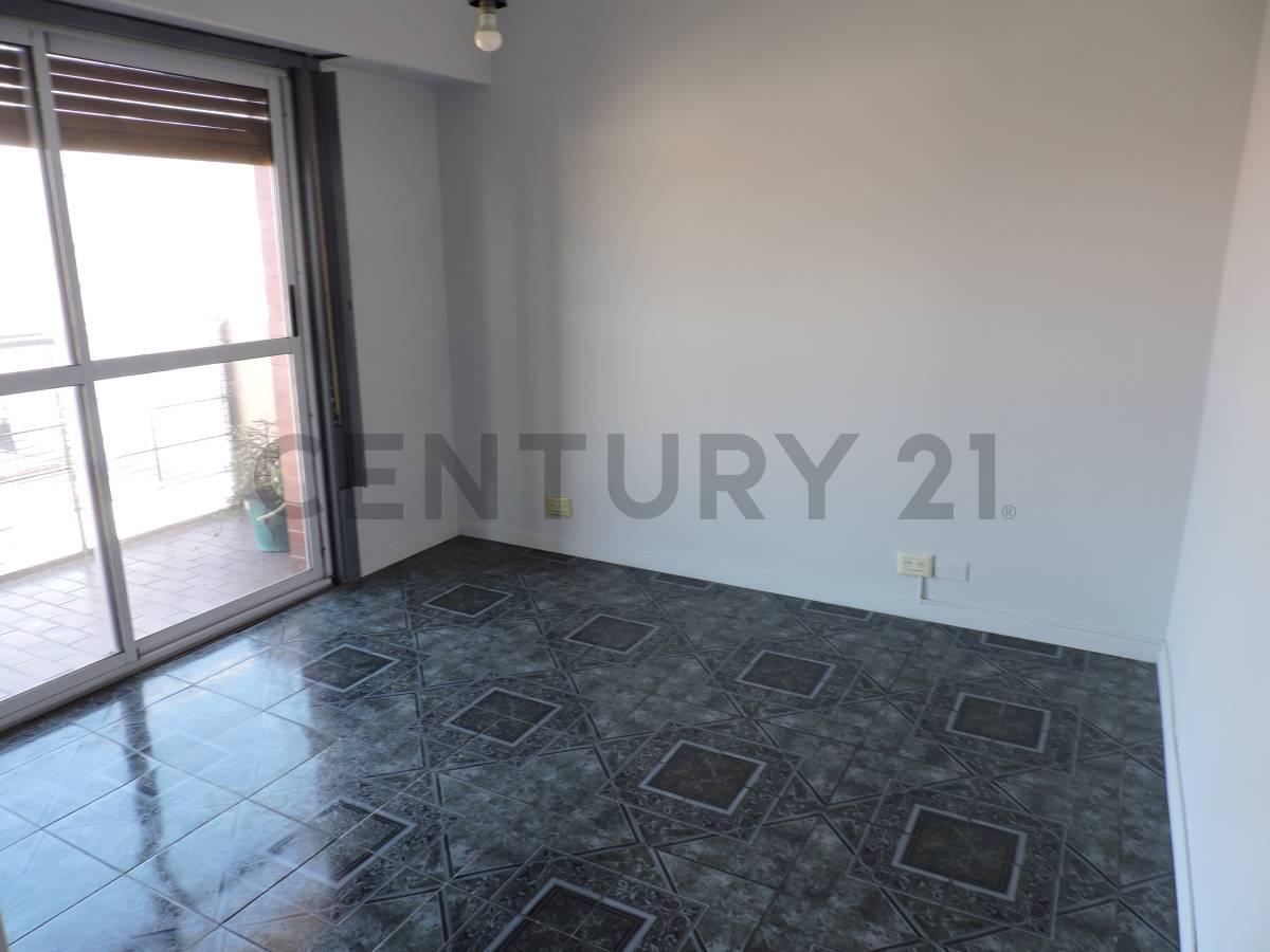 Foto de Venta departamento 4 ambientes Avellaneda, imagen 4