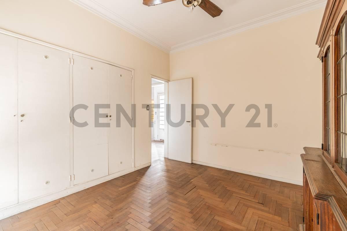Foto de Venta casa sobre lote propio de 4amb en Parque Avellaneda, zona, imagen 2
