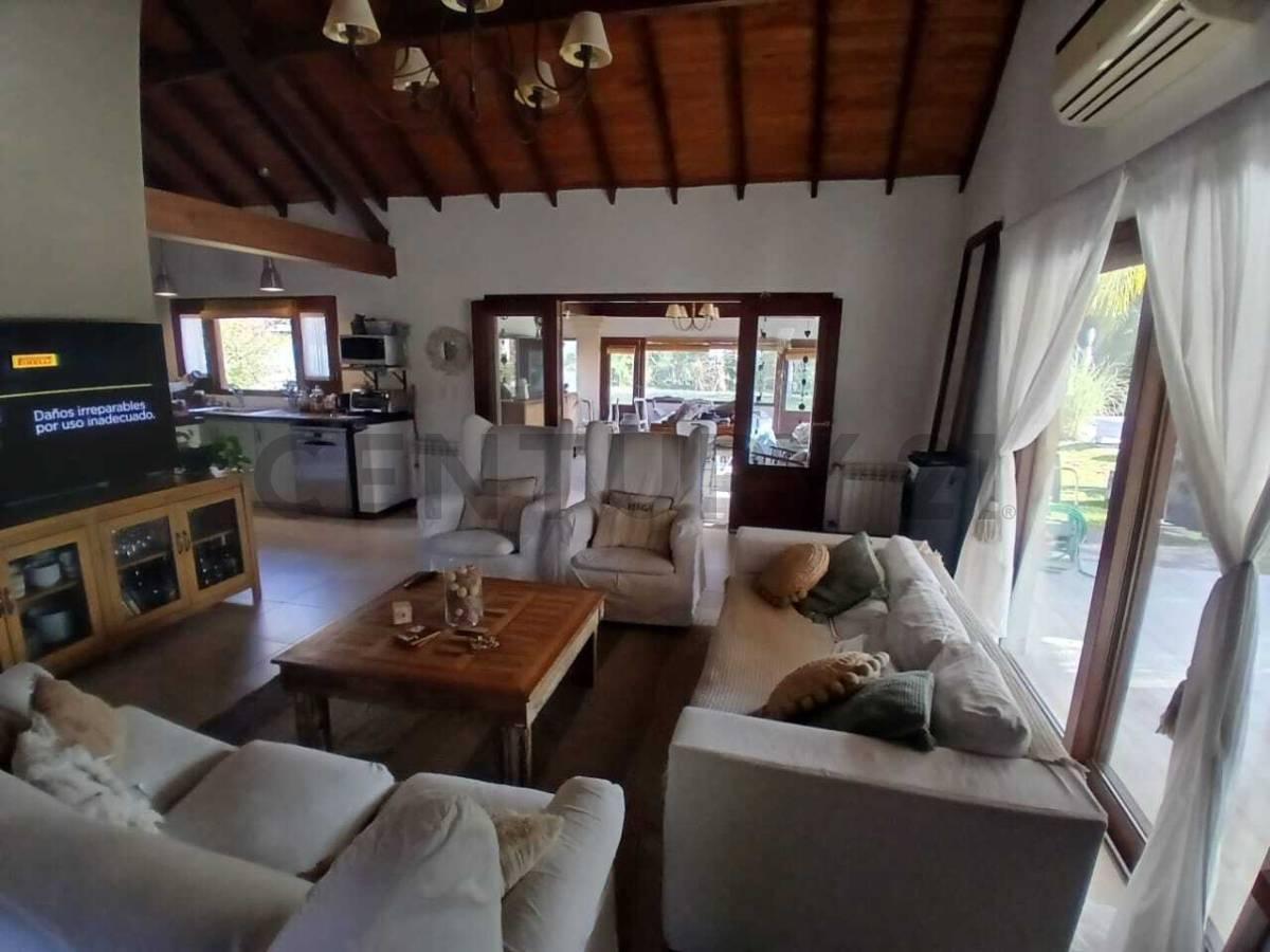 Foto de Venta-Casa Quinta 5 ambientes – Barrio Parque Gorriti-Francisco Álvarez, imagen 5