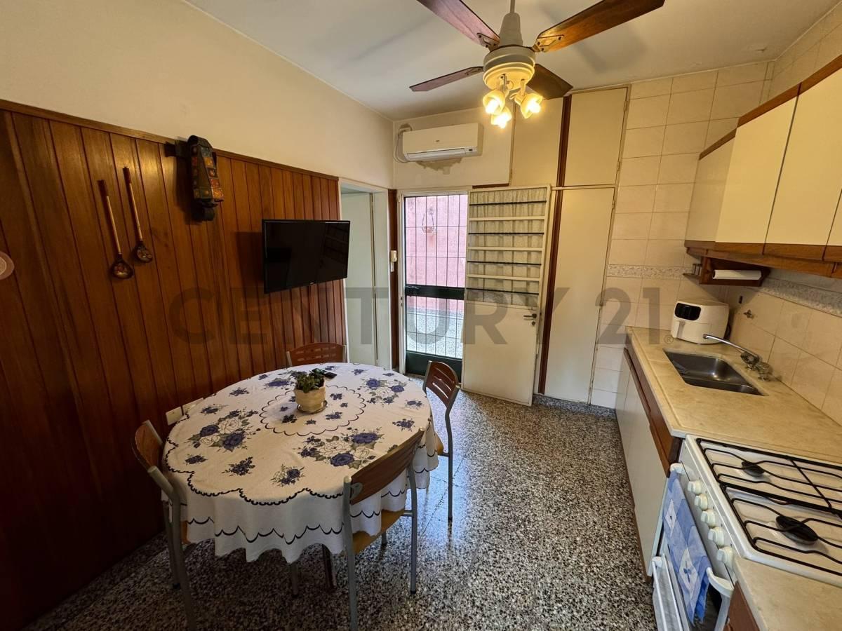 Foto de VENTA CASA 3 AMBIENTES, CARAPACHAY, imagen 2