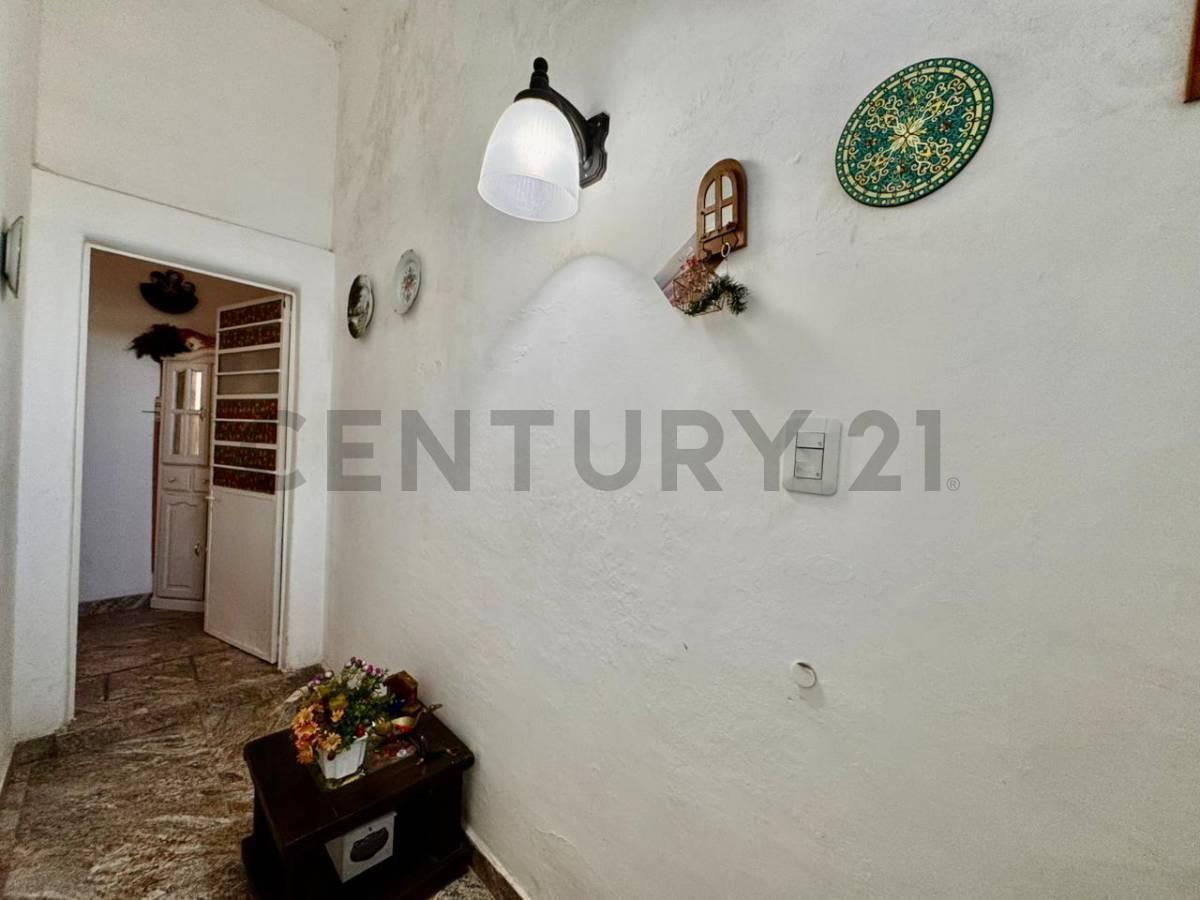 Foto de PH 3 amb refaccionado en venta en Villa Maipú, imagen 2