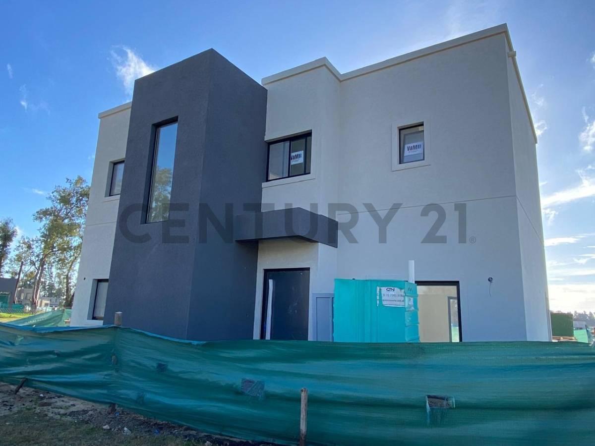 Foto de CASA 6 AMBIENTES EN SANTA SOFIA Calidad premium, imagen 1