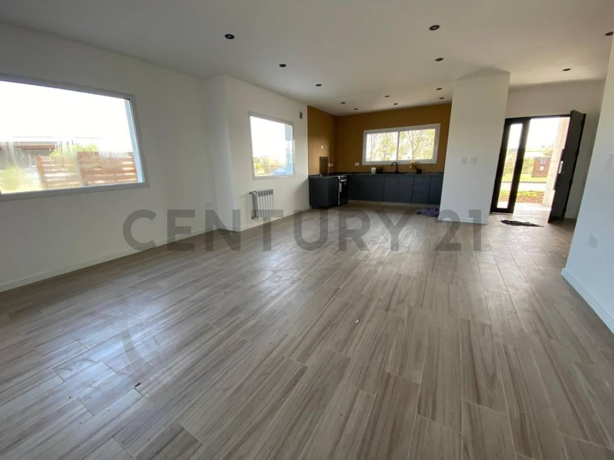 Foto de CASA EN UNA PLANTA DE ESTILO, imagen 5