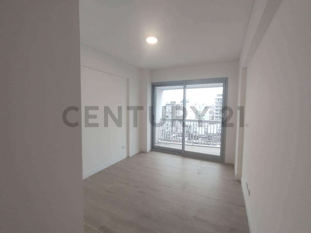 Foto de Alquiler 3 ambientes, 2 baños, cochera, apto profesional, a estrenar., imagen 3