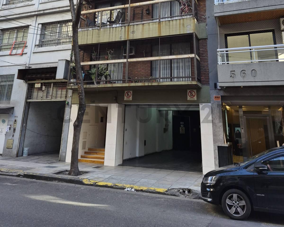Foto de Local Comercial en Once con Subsuelo/depóstio a metros de Av.Corrientes, imagen 3