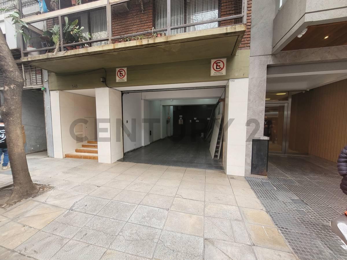 Foto de Depósito o Local Comercial en Once | PB y Subsuelo a metros de, imagen 2