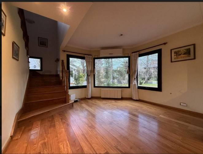 Foto de VENTA ST THOMAS CANNING ESTEBAN ECHEVERRÍA NORTE-SUR UBICACIÓN, imagen 2